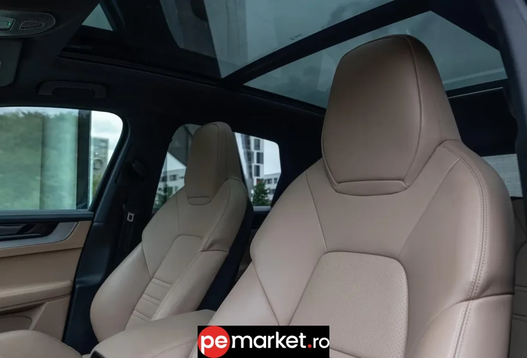 Porsche Cayenne E-Hybrid - pemarket.ro