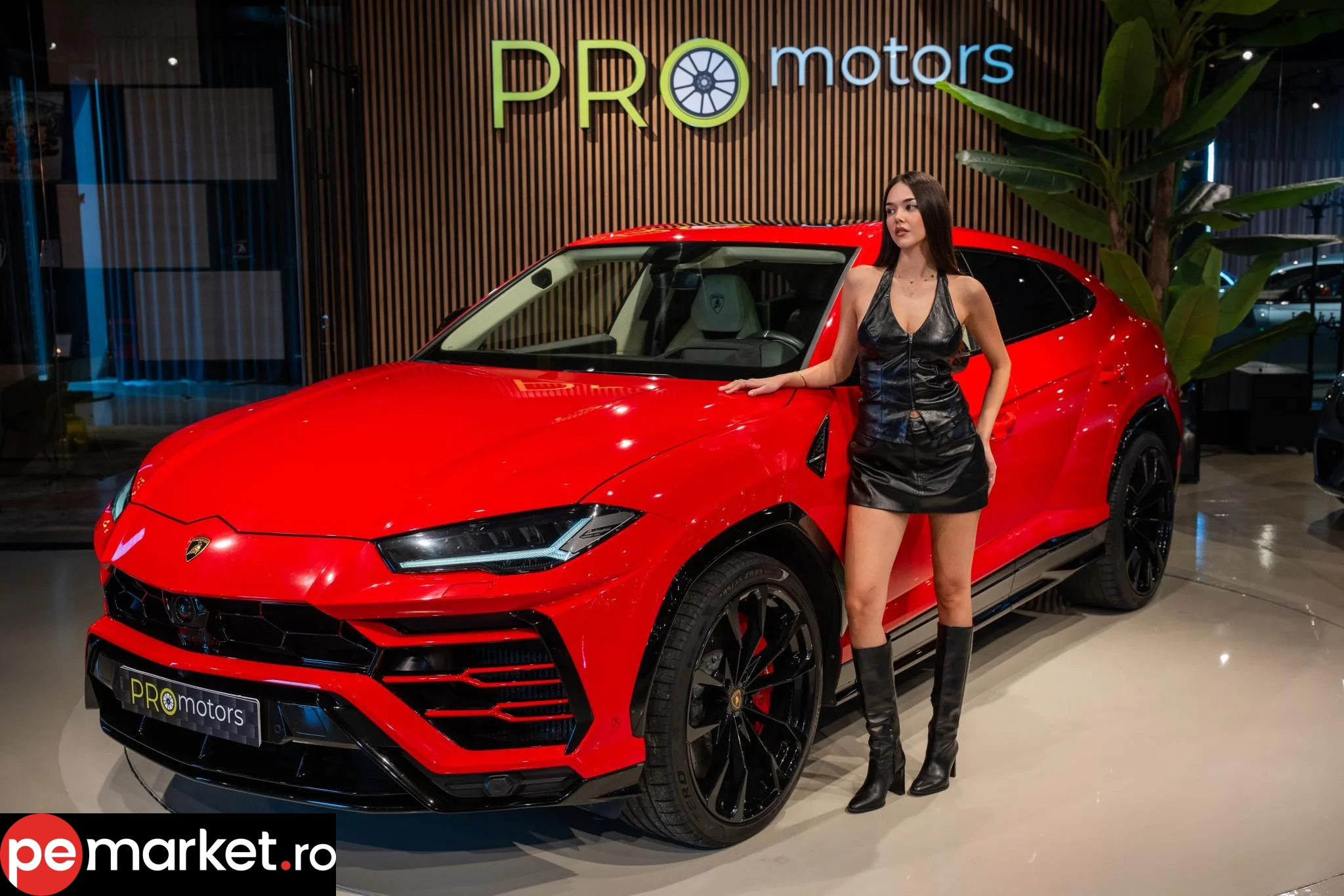 Lamborghini Urus - pemarket.ro