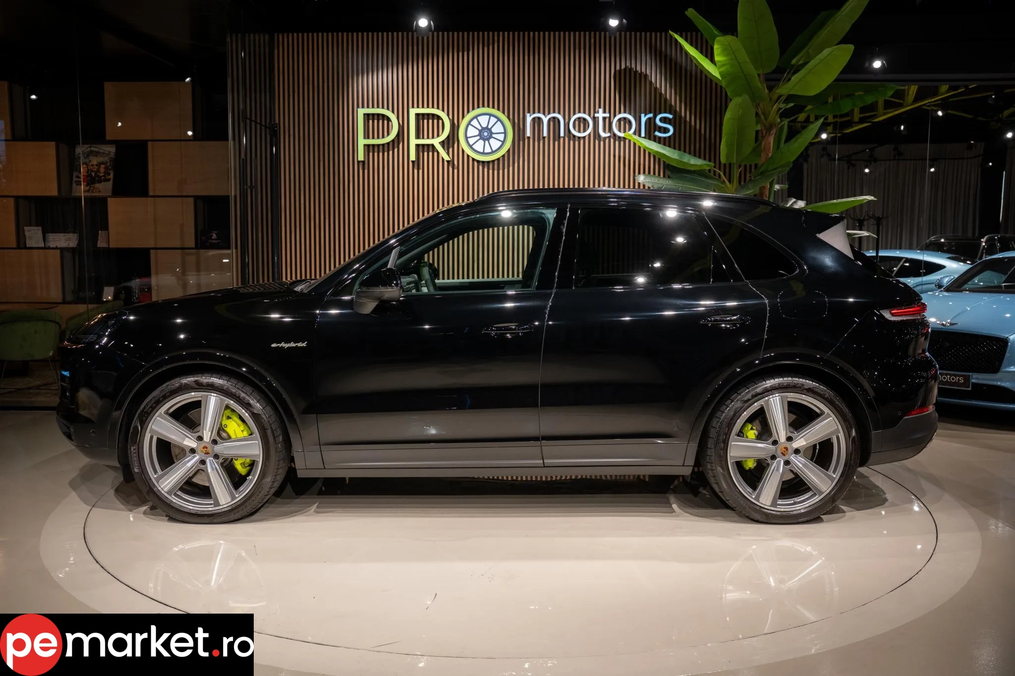 Porsche Cayenne S - pemarket.ro