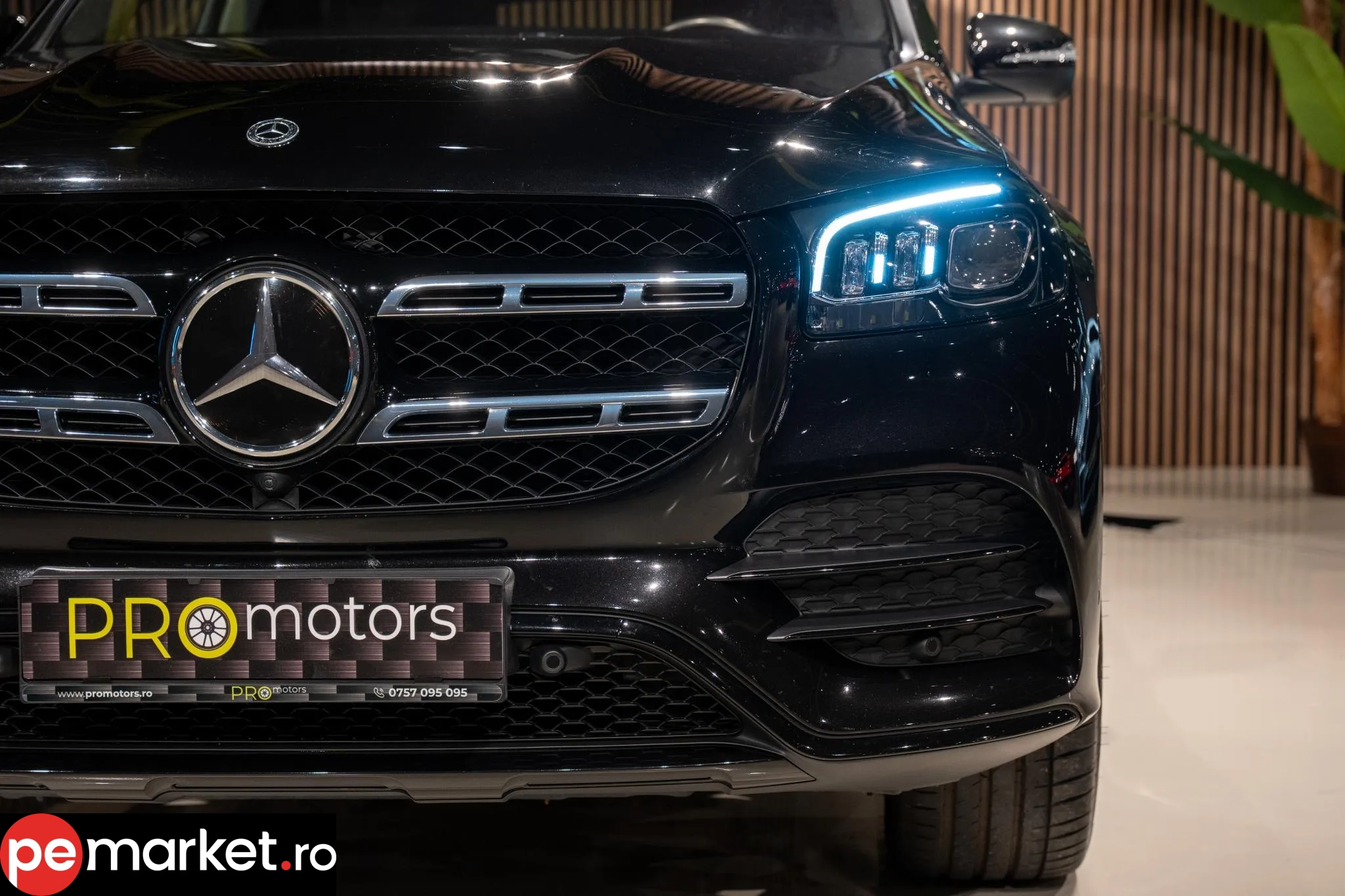 Mercedes Benz GLS580 - pemarket.ro