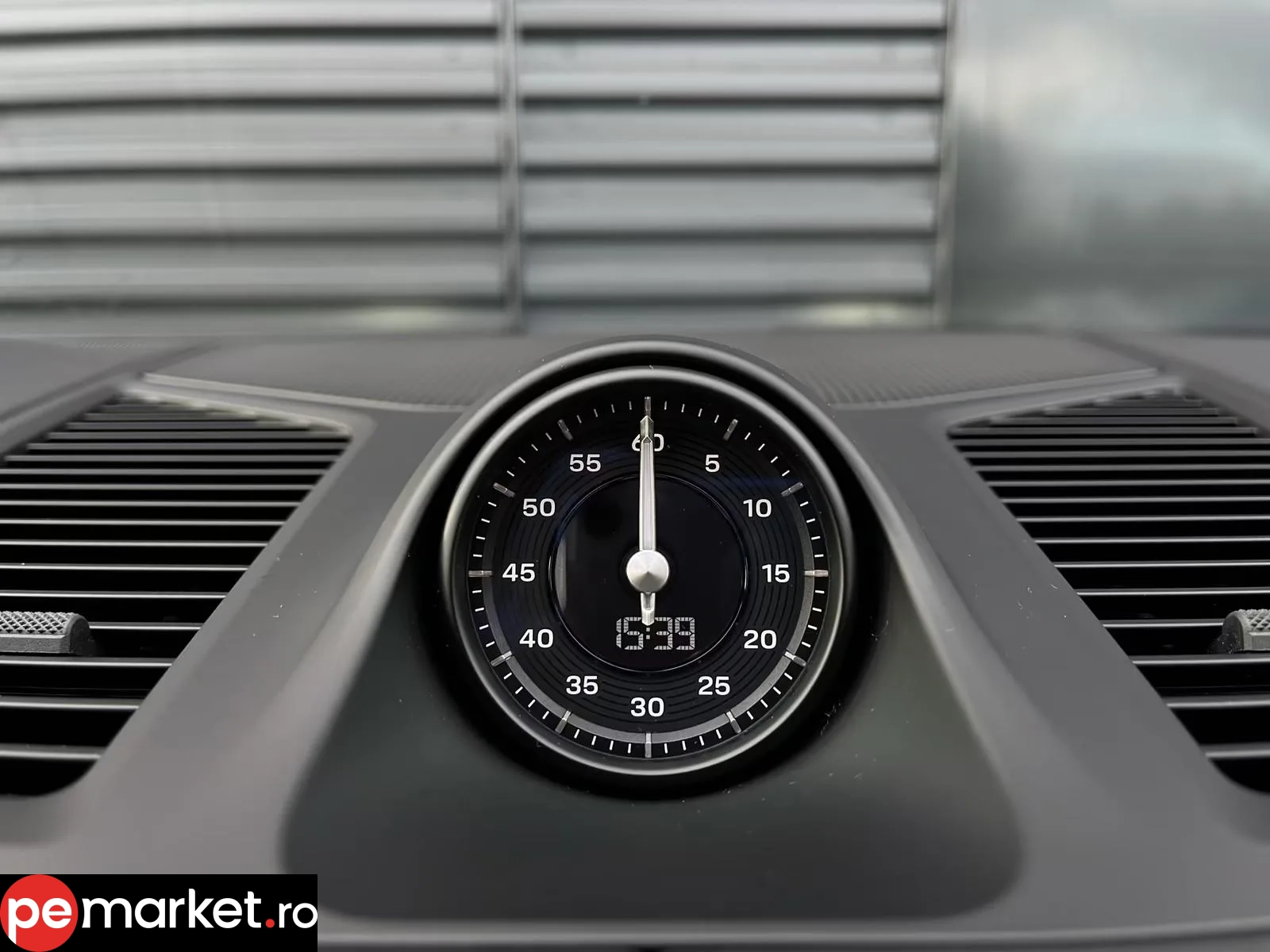 Porsche Cayenne Coupé E-Hybrid - pemarket.ro