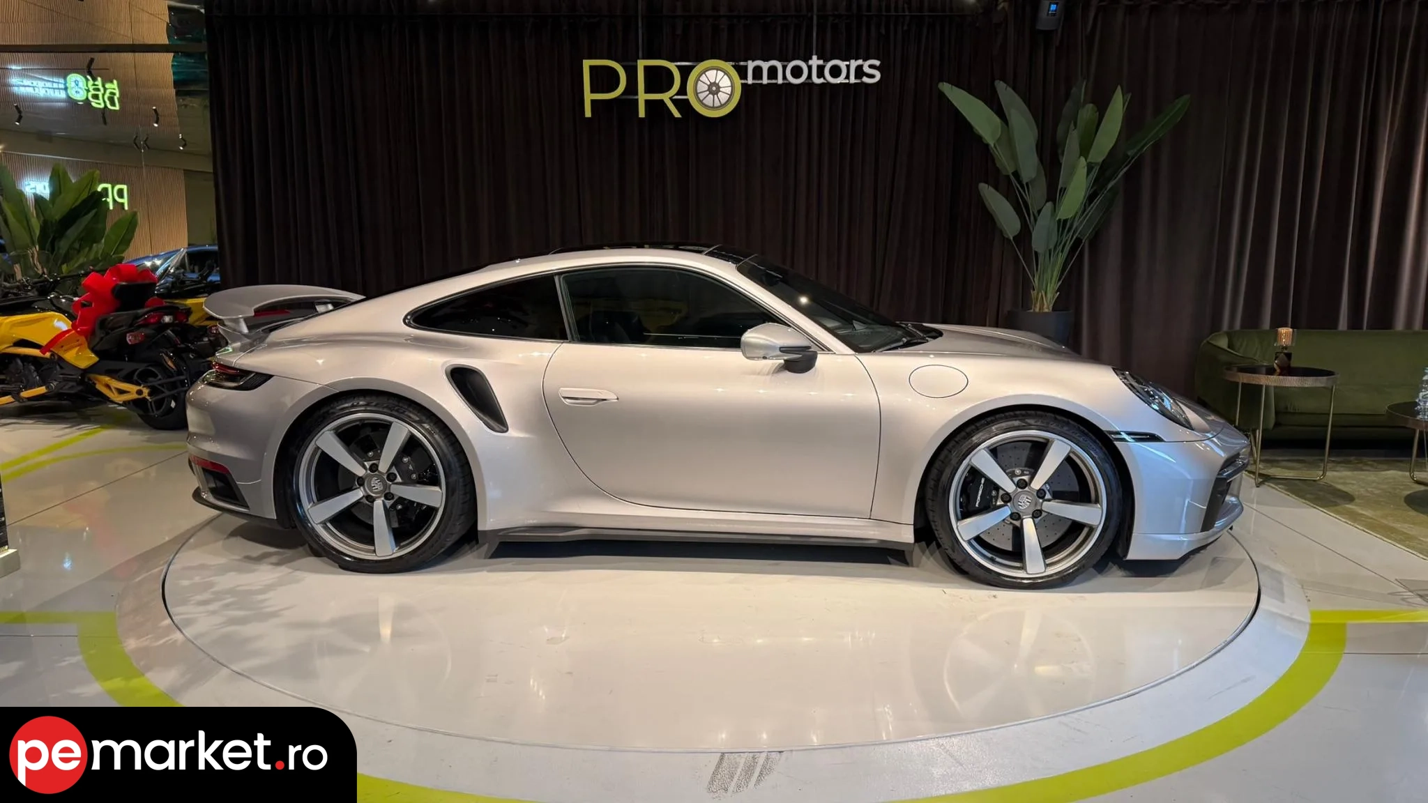 Porsche 911 Turbo S - pemarket.ro