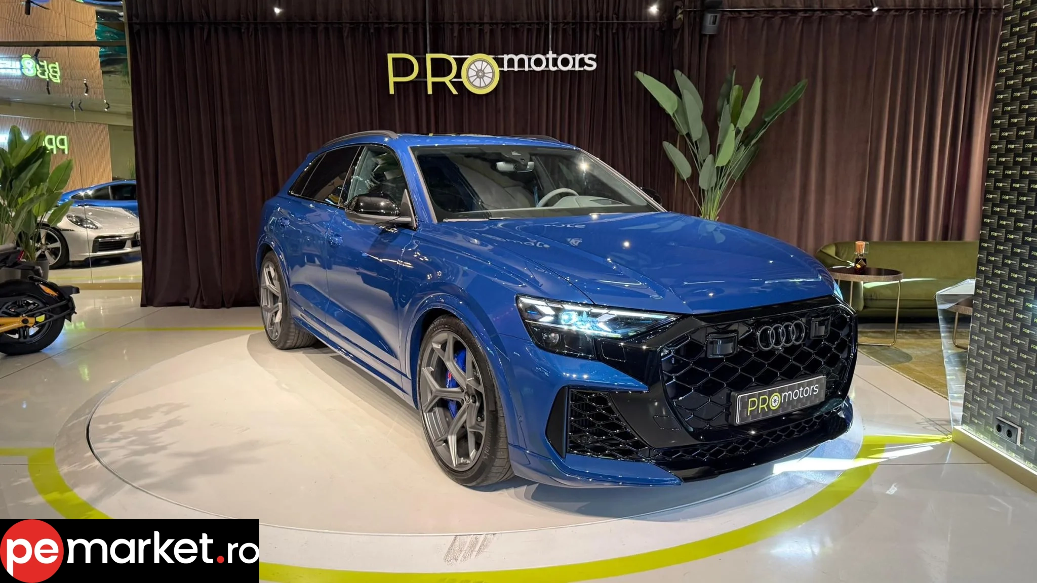 Audi RSQ8 - pemarket.ro