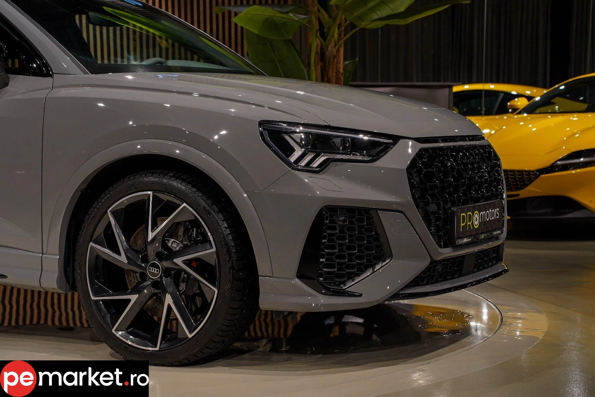 Audi RSQ3 - pemarket.ro