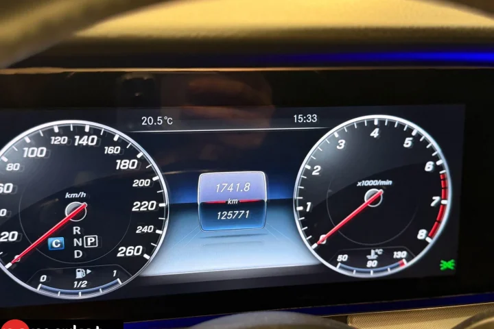 MERCEDES-BENZ E 300 Coupe – AMG | 2017 | 127.500 km - pemarket.ro