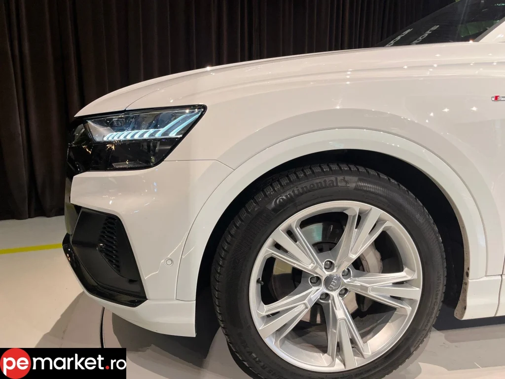 Audi Q8 - pemarket.ro
