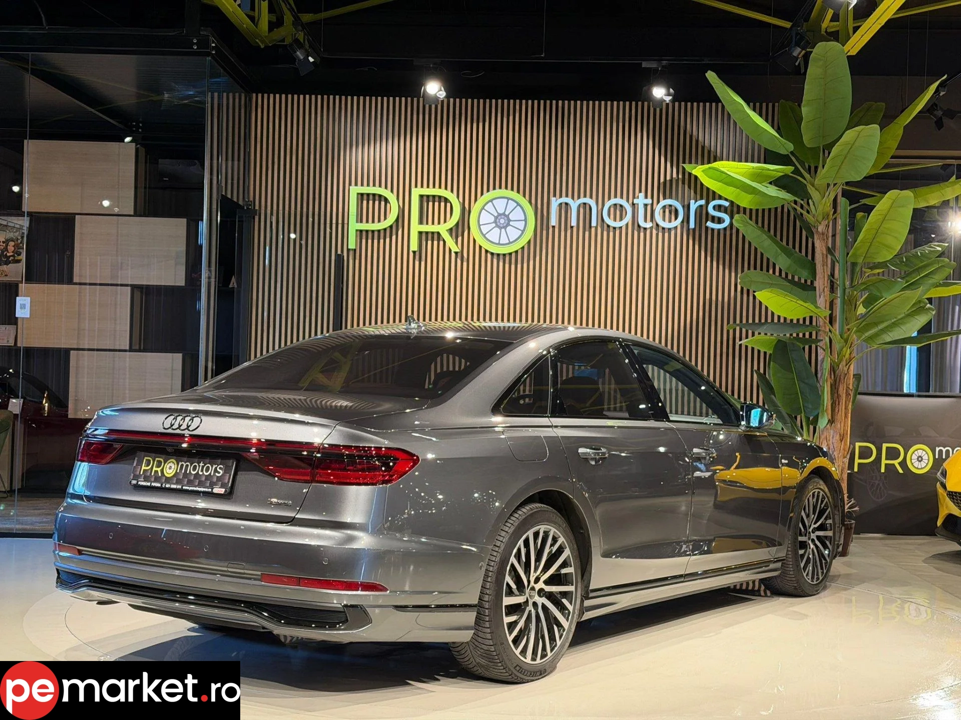 Audi A8 - pemarket.ro