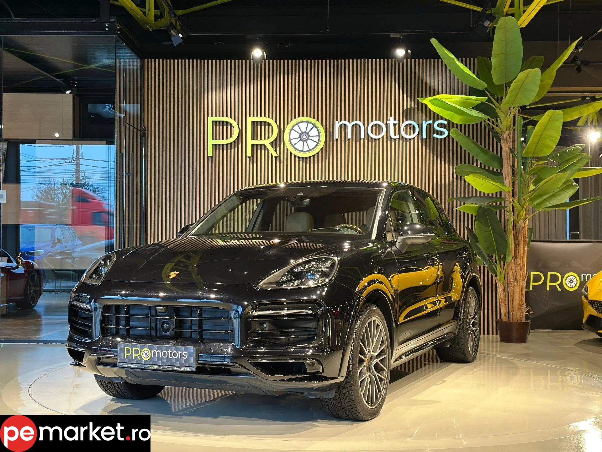 Porsche Cayenne S - pemarket.ro