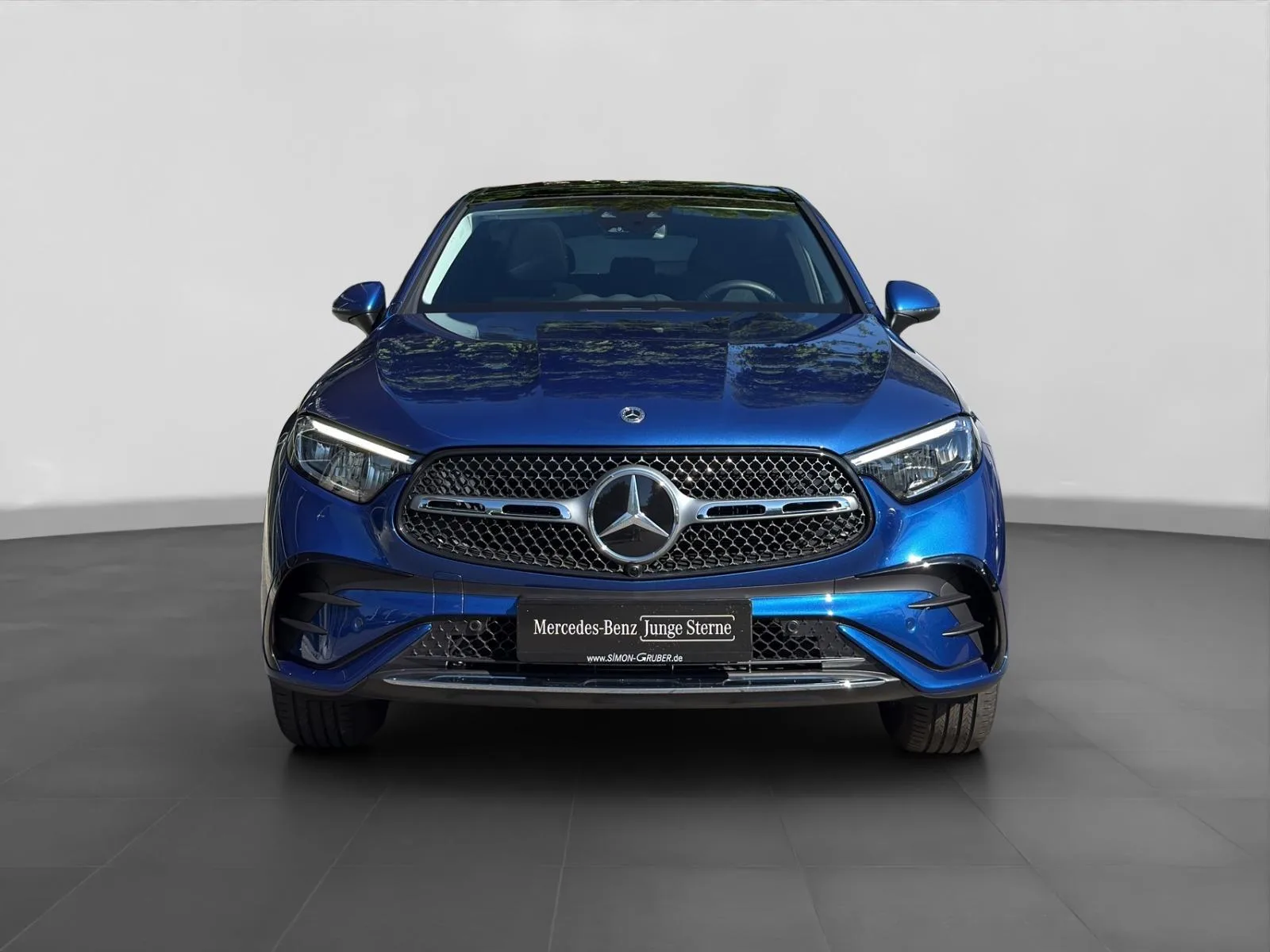 Mercedes-Benz GLC 300e - pemarket.ro