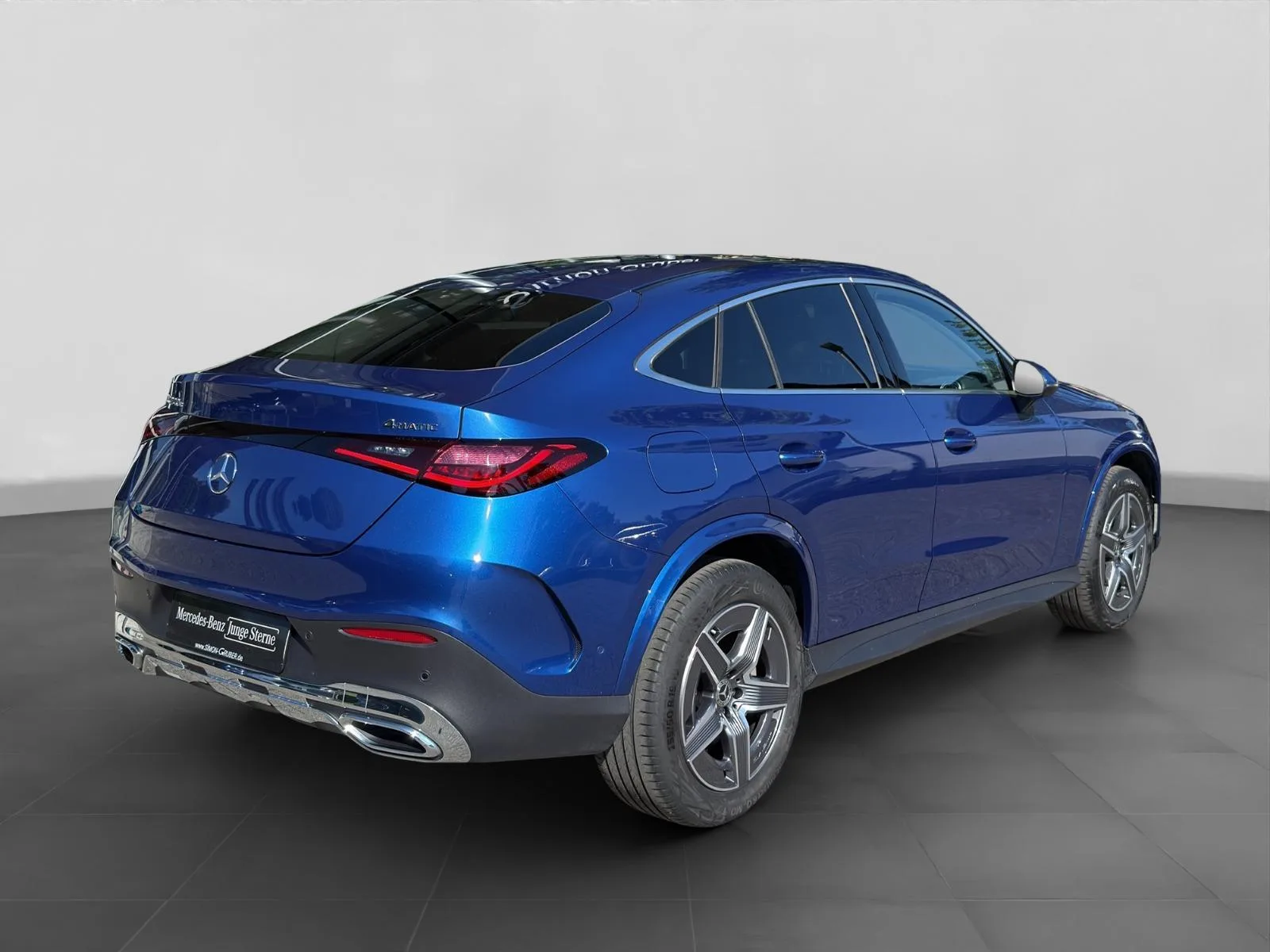 Mercedes-Benz GLC 300e - pemarket.ro