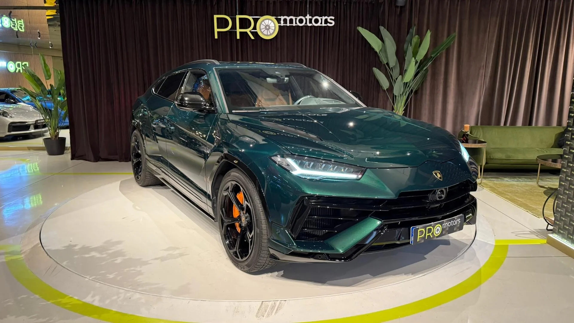 Lamborghini Urus S - pemarket.ro