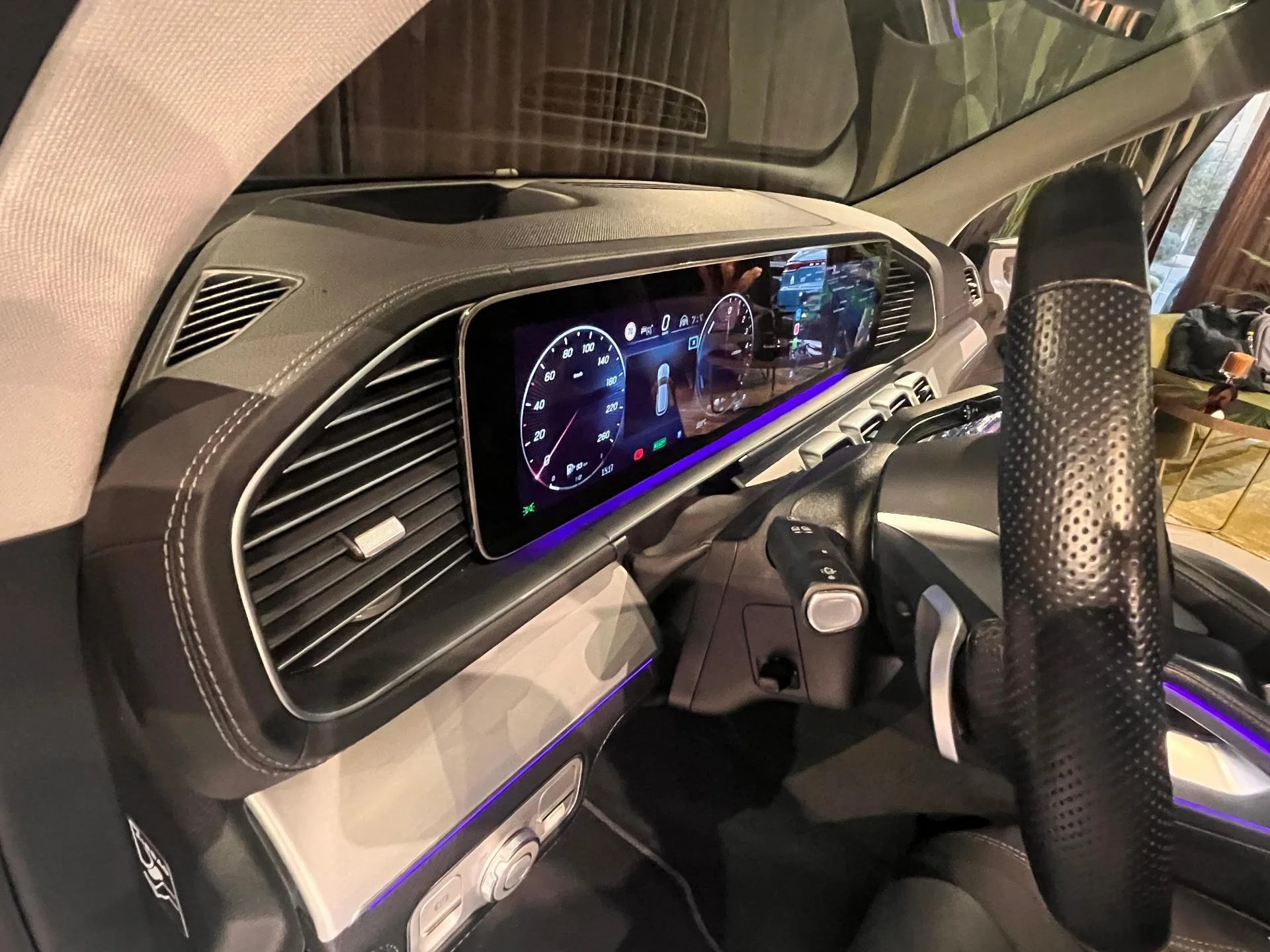 Mercedes-Benz GLE 350de AMG Line - pemarket.ro