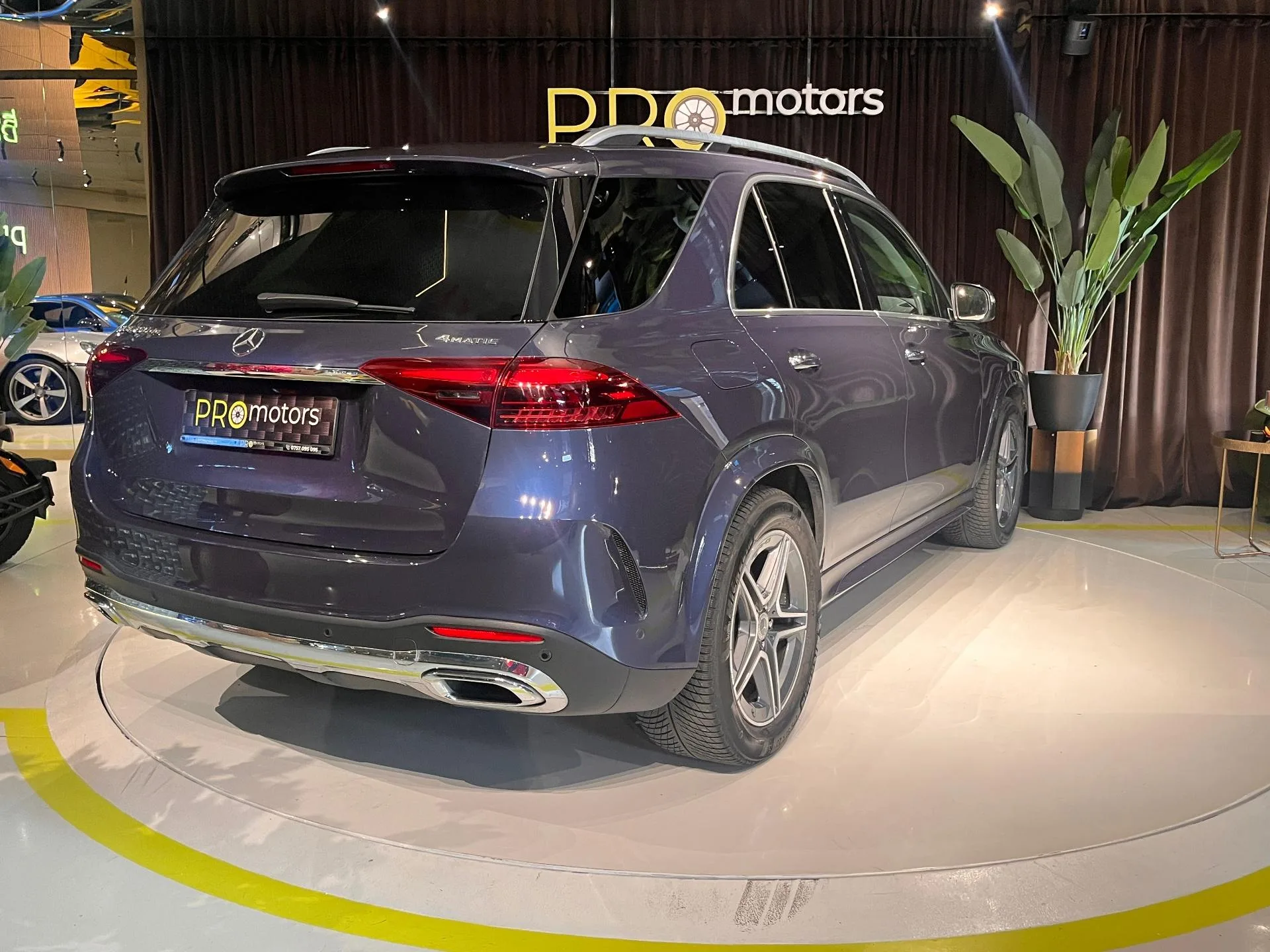 Mercedes-Benz GLE 350de AMG Line - pemarket.ro