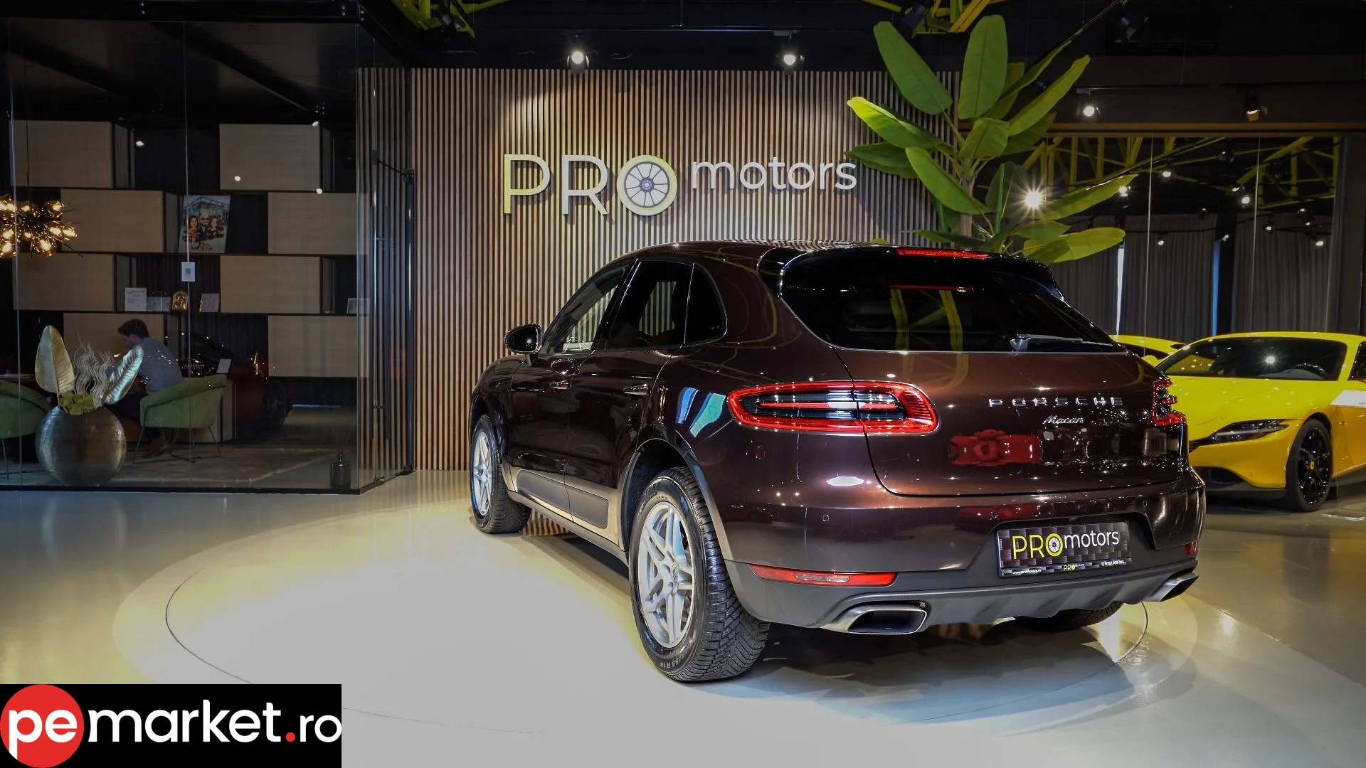 Porsche Macan - pemarket.ro
