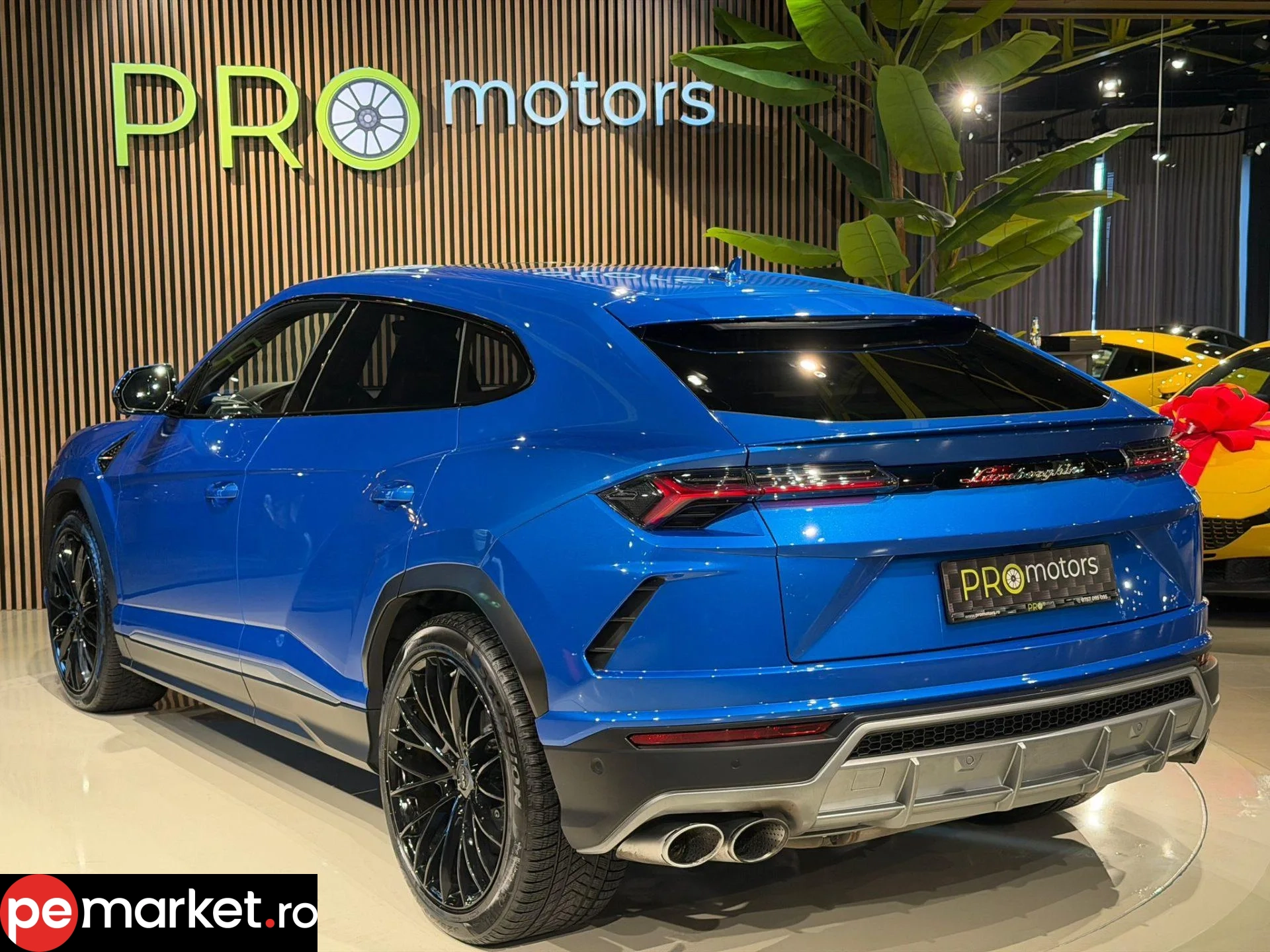 Lamborghini Urus - pemarket.ro