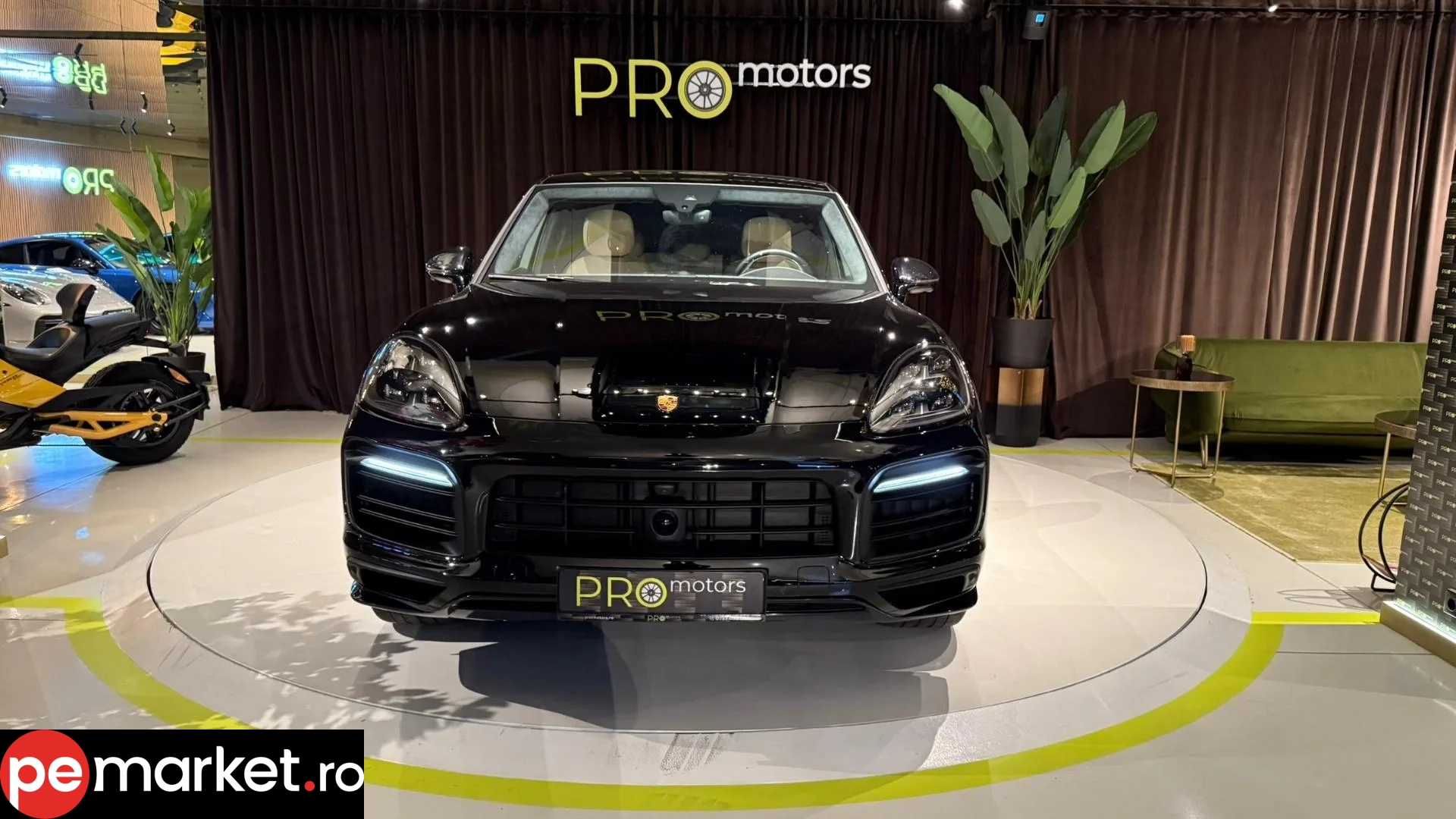 Porsche Cayenne - pemarket.ro