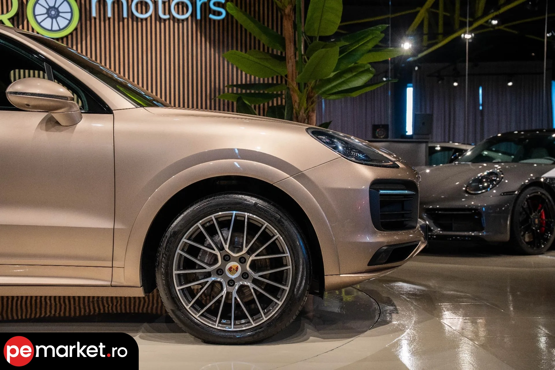 Porsche Cayenne - pemarket.ro