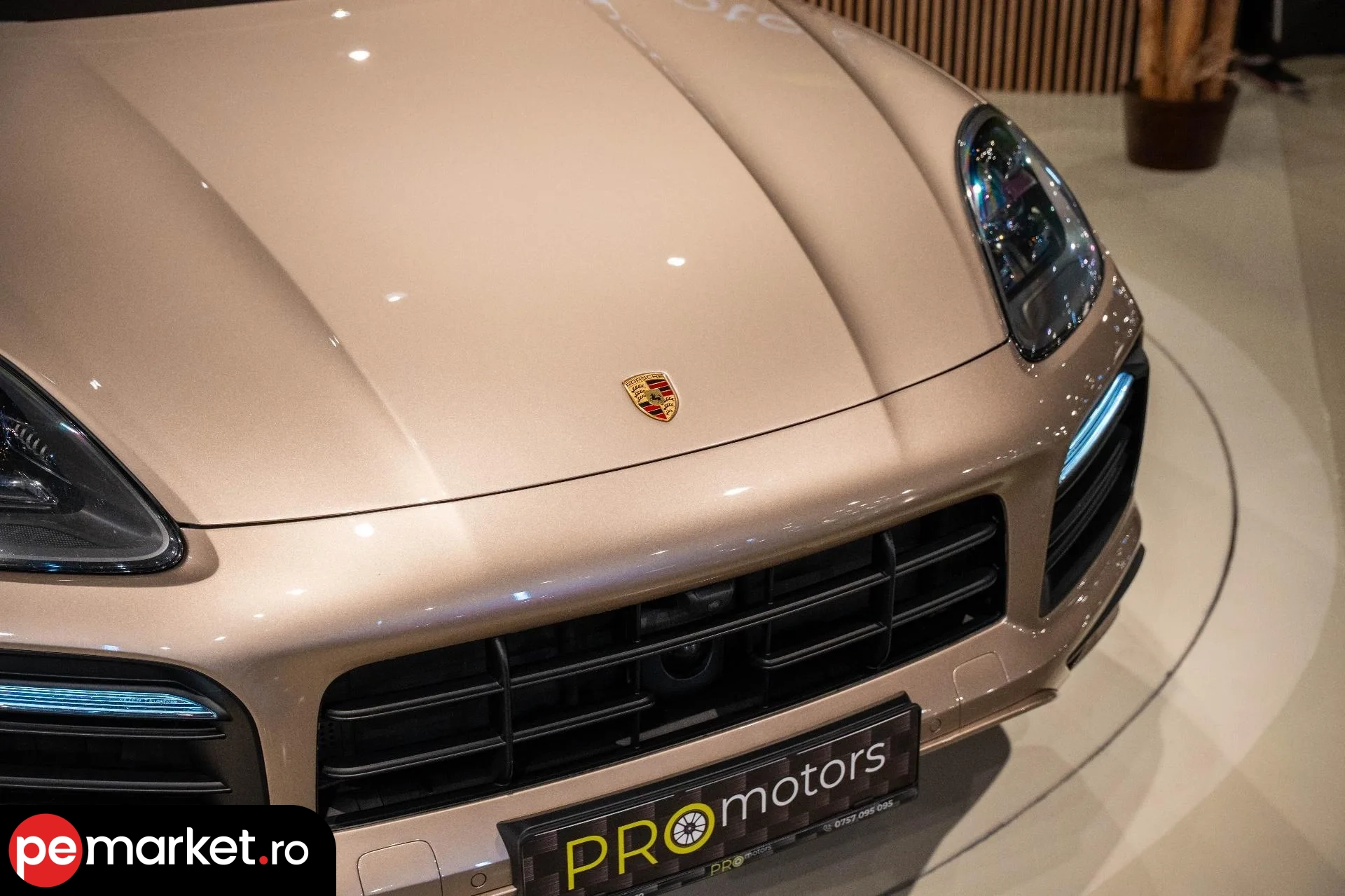 Porsche Cayenne - pemarket.ro