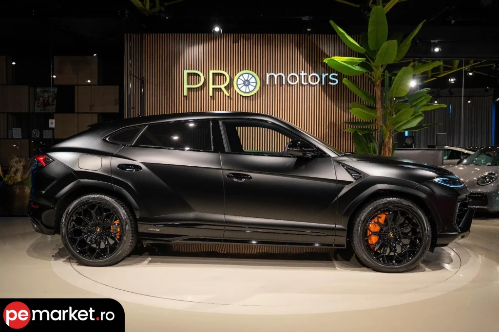 Lamborghini Urus SE - pemarket.ro
