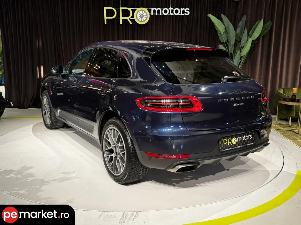 Porsche Macan - pemarket.ro