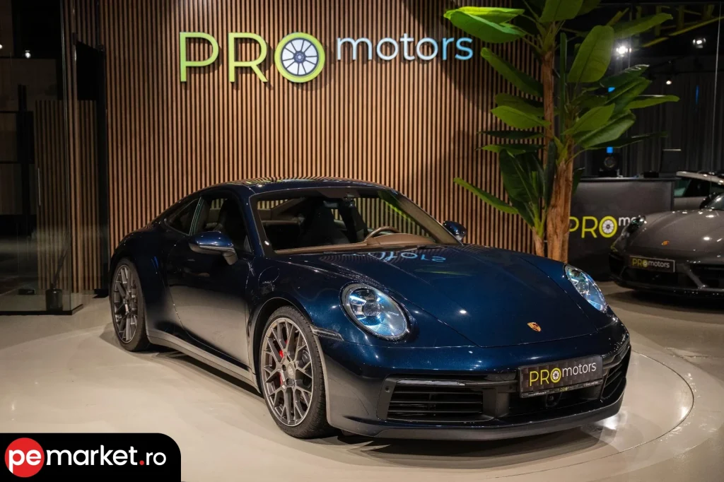 Porsche 911 Carerra 4S - pemarket.ro