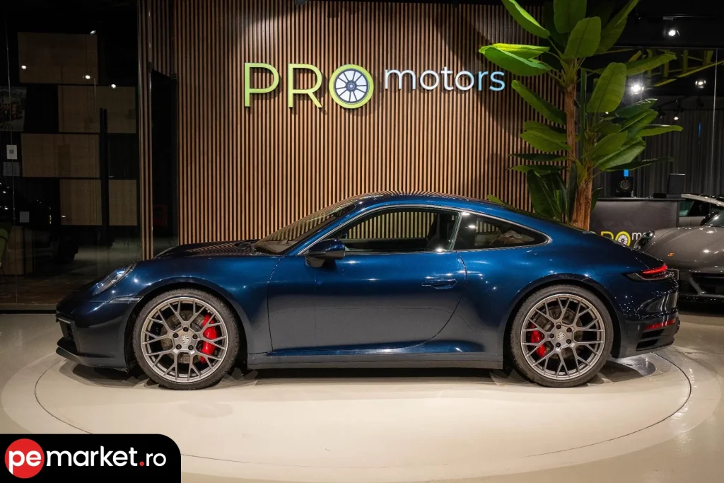 Porsche 911 Carerra 4S - pemarket.ro
