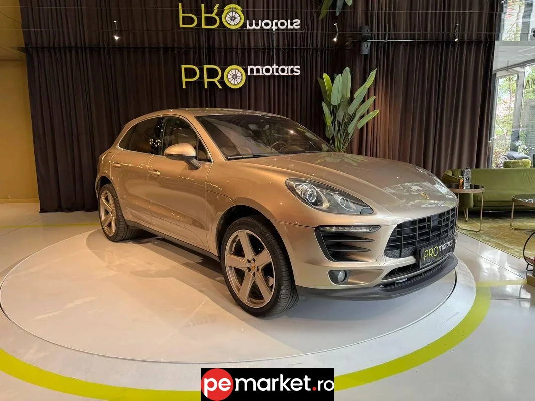 Porsche Macan - pemarket.ro
