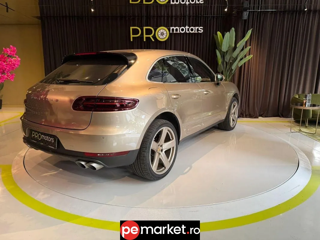 Porsche Macan - pemarket.ro