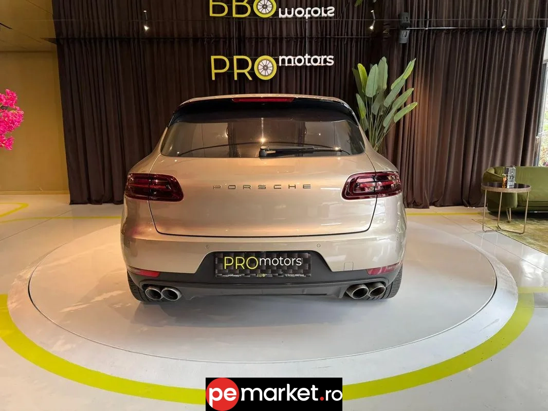 Porsche Macan - pemarket.ro