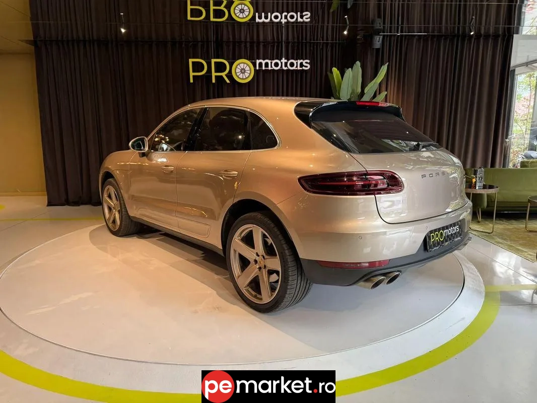 Porsche Macan - pemarket.ro