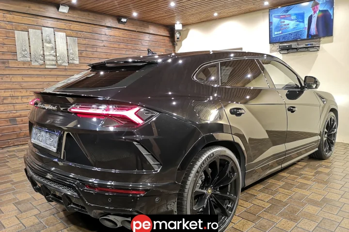 Închiriază Lamborghini Urus - pemarket.ro