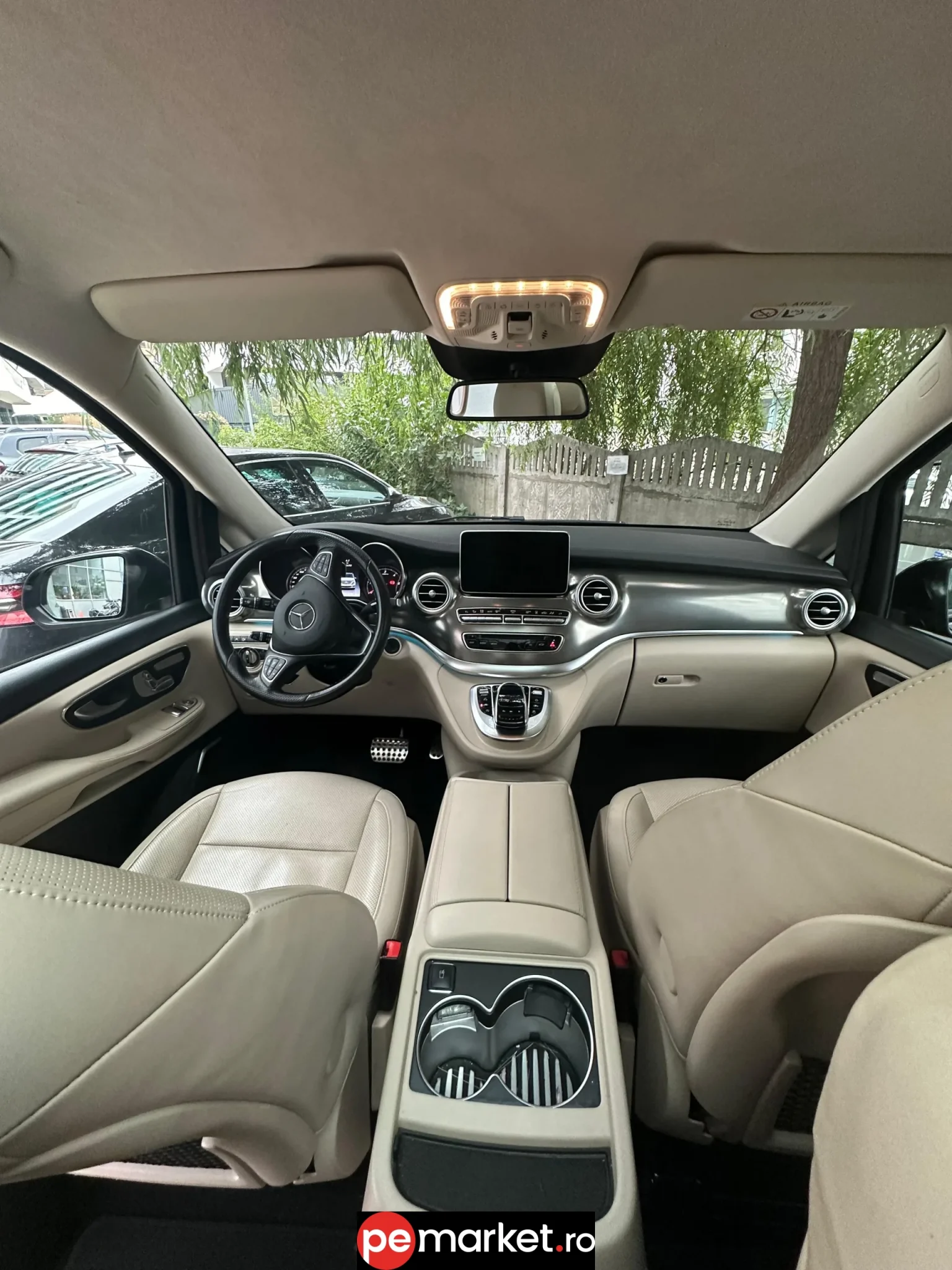 Închiriază Mercedes V Class - pemarket.ro