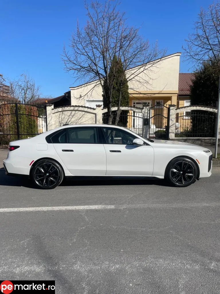 BMW THE 7 – 740i Benzină + Hybrid MHEV - pemarket.ro