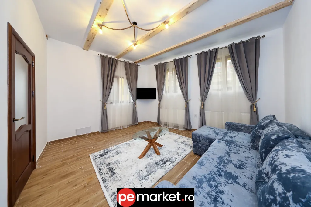 Casă individuală singur în curte – Brașov, Centru Vechi - pemarket.ro