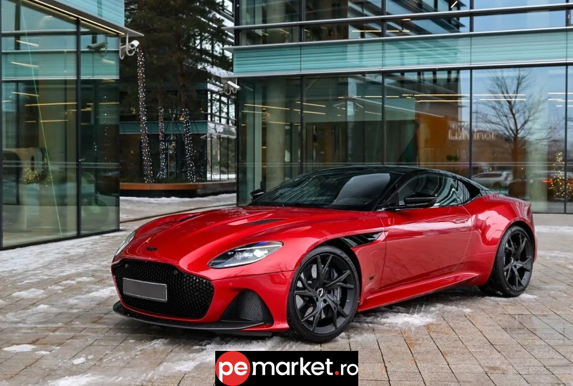 Închiriază Aston Martin DBS - pemarket.ro