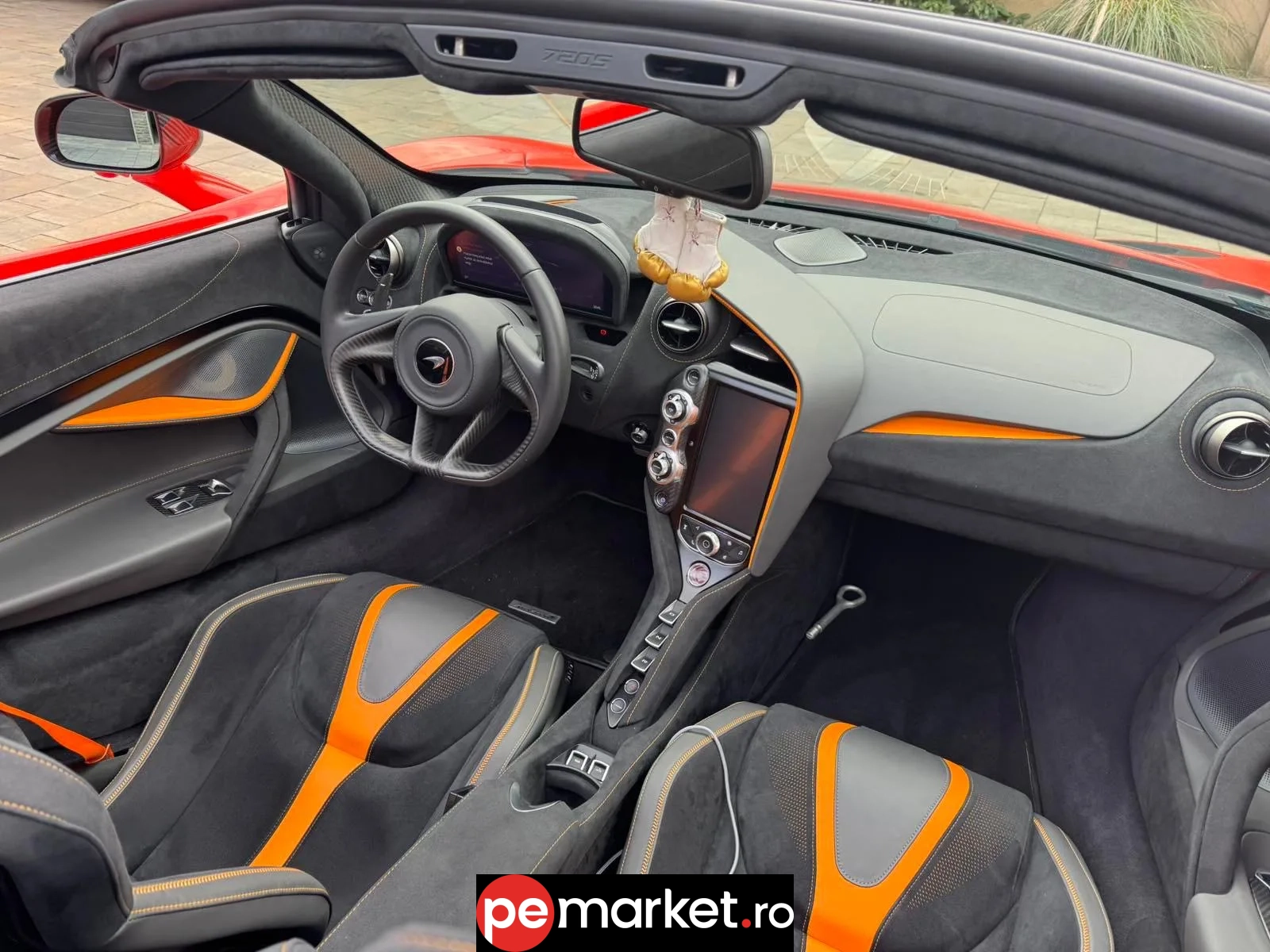 Închiriază Mclaren 720S Spider - pemarket.ro