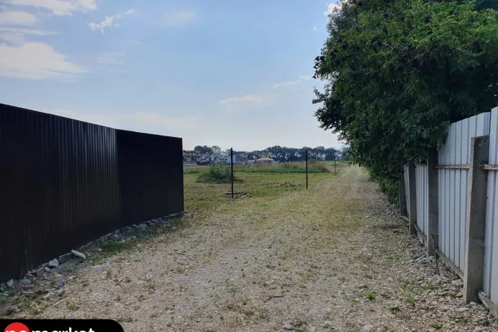 Teren intravilan 763 mp – Stupini, zonă centrală, Brașov - pemarket.ro