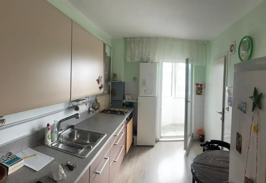 Apartament 3 camere, zona Centrul Civic, Harmanului - pemarket.ro