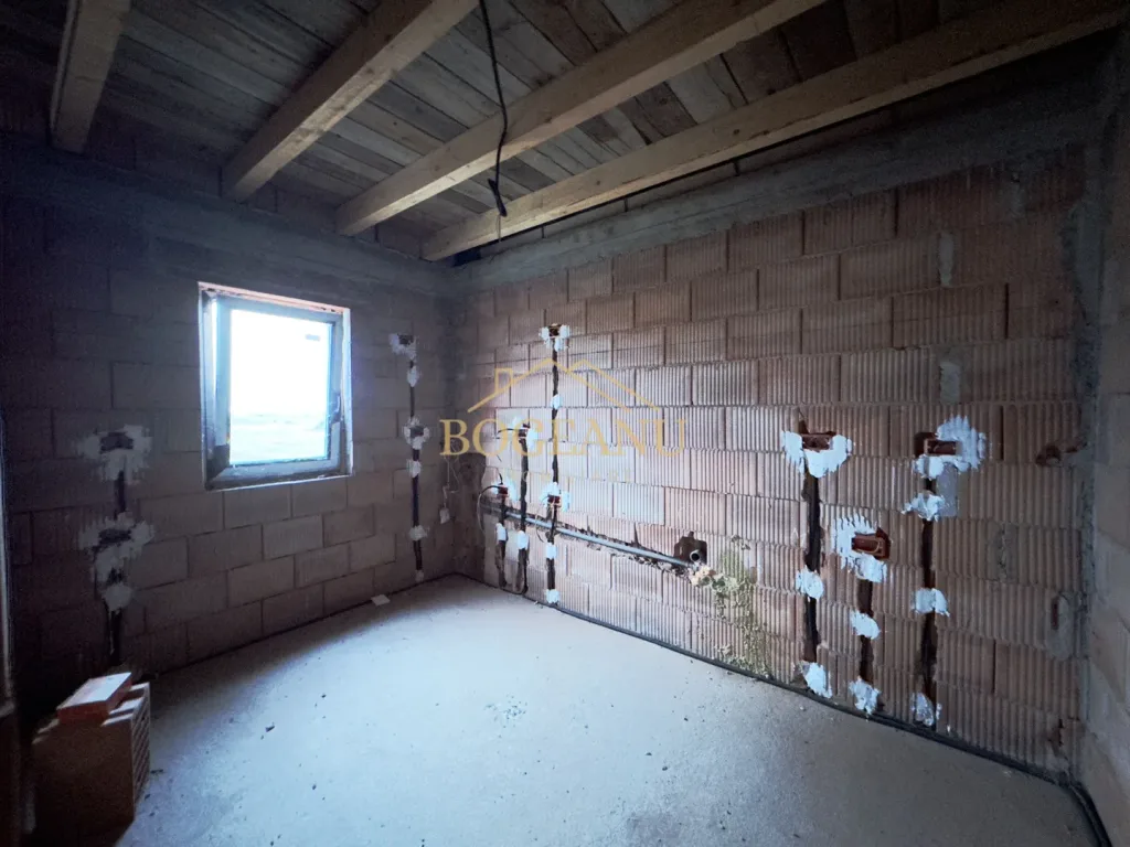 Casa Duplex 3 camere - pemarket.ro