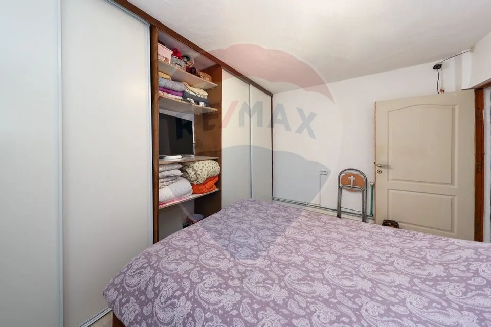 Apartament 3 camere parter cu balcon - pemarket.ro