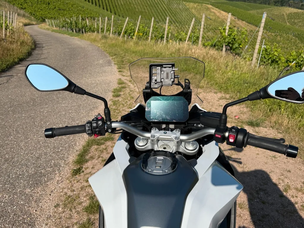 BMW F 900 XR - pemarket.ro