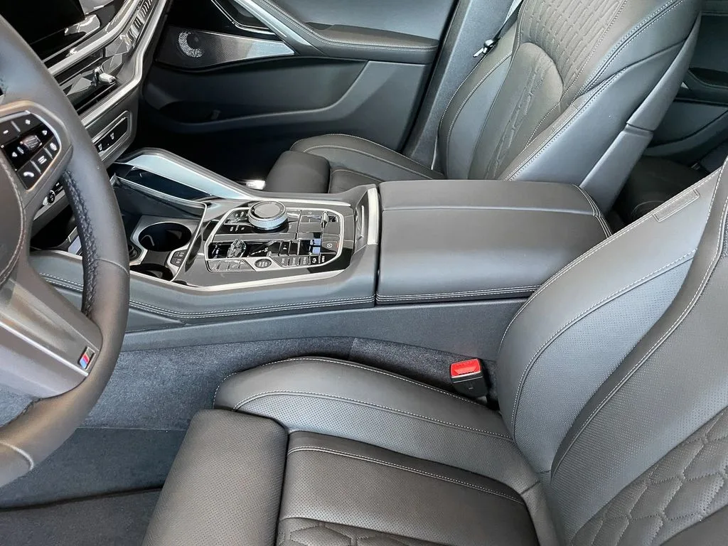 BMW X6 xDrive40d M Sportpaket* Panorama Glasdach* - pemarket.ro