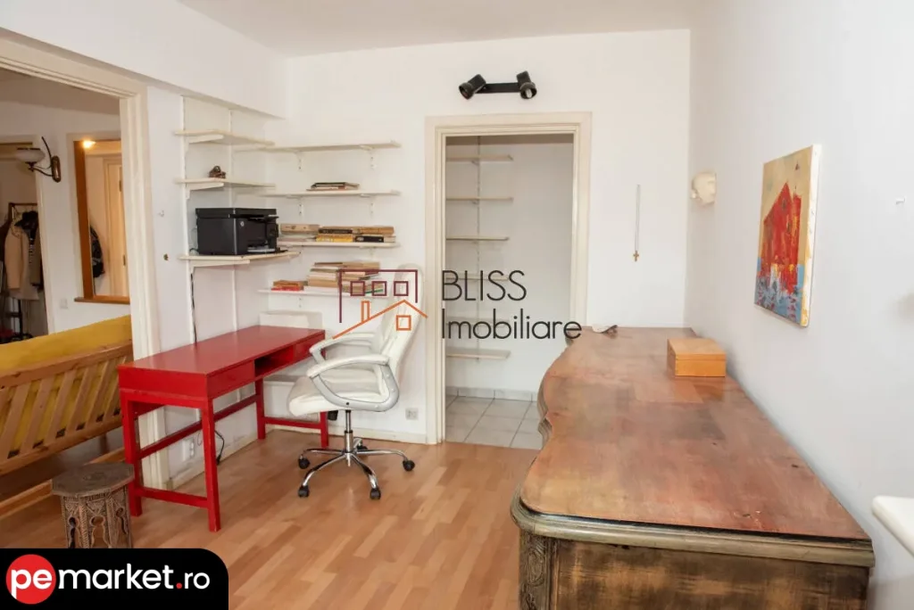 Apartament cu 3 camere – Zona Pieței Victoriei - pemarket.ro