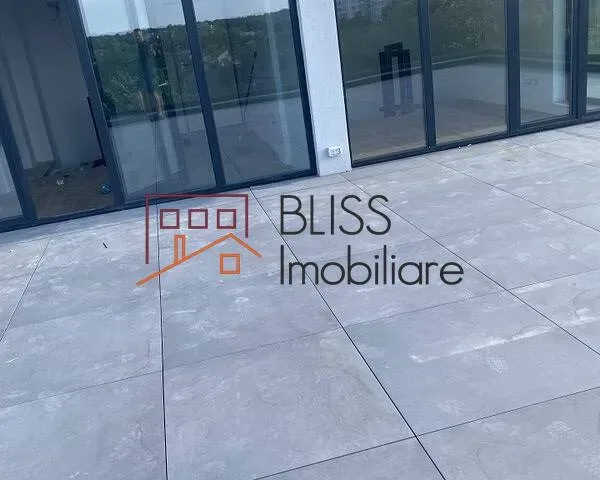 Apartament Triplex de Lux cu 4 Camere BelAir Lake, - pemarket.ro