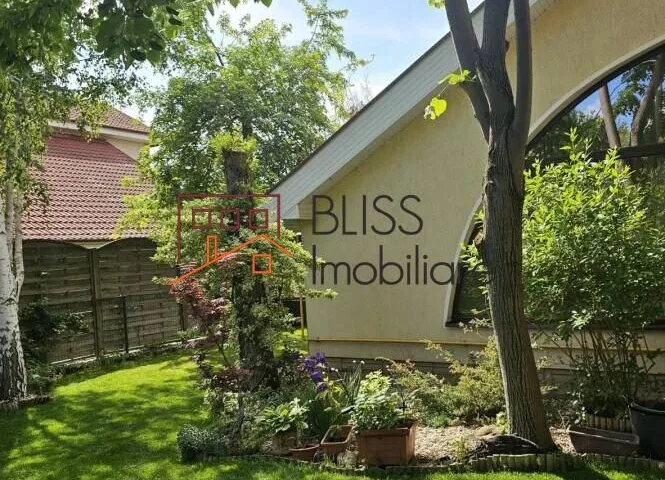 Casă Elegantă Cu Grădină în Cartierul Madrid 1 - pemarket.ro