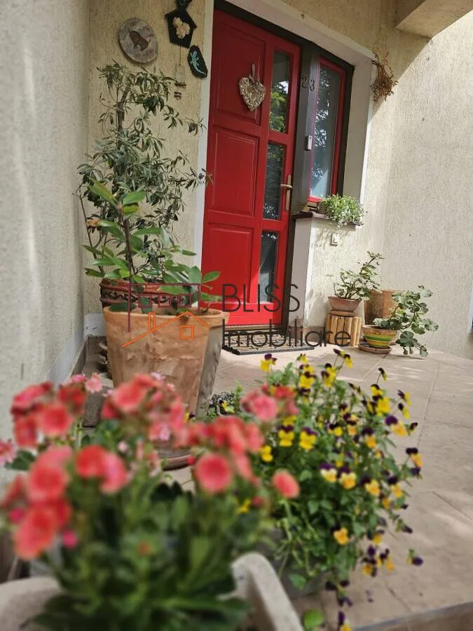 Casă Elegantă Cu Grădină în Cartierul Madrid 1 - pemarket.ro