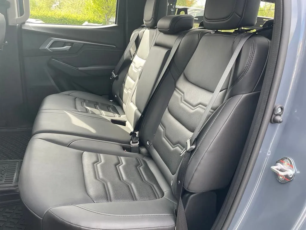 Isuzu D-Max Cabină dublă 4×4 - pemarket.ro