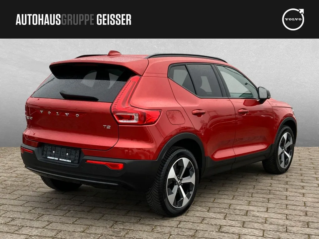 Volvo XC40 - pemarket.ro