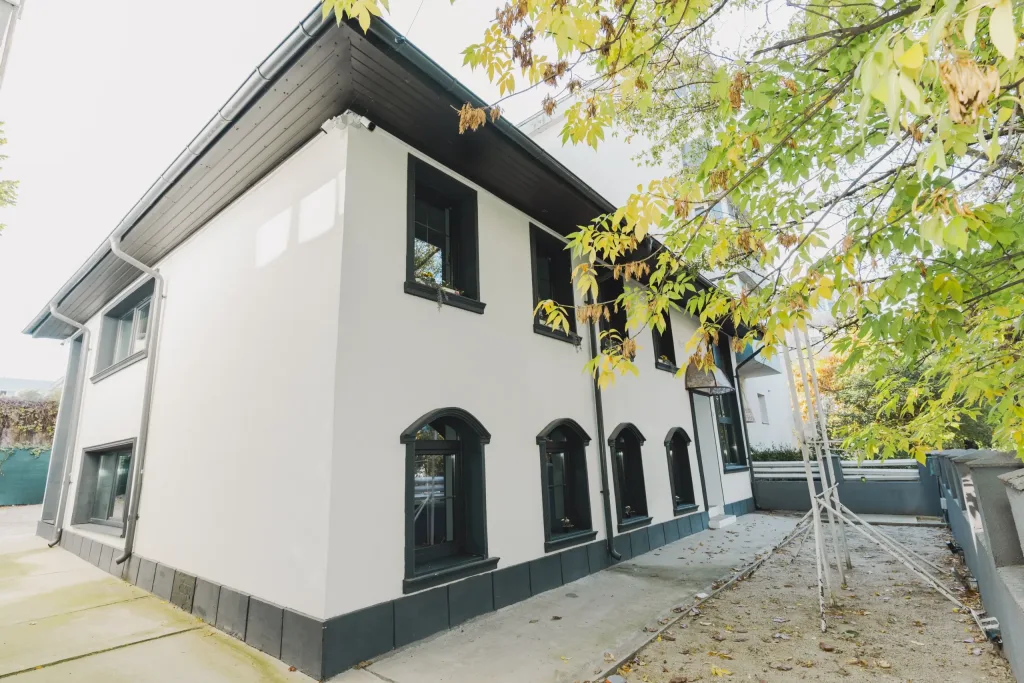 Casa MODERNA 2 minute Lacul Herastrau I OPORTUNITATE INVESTITIE - pemarket.ro