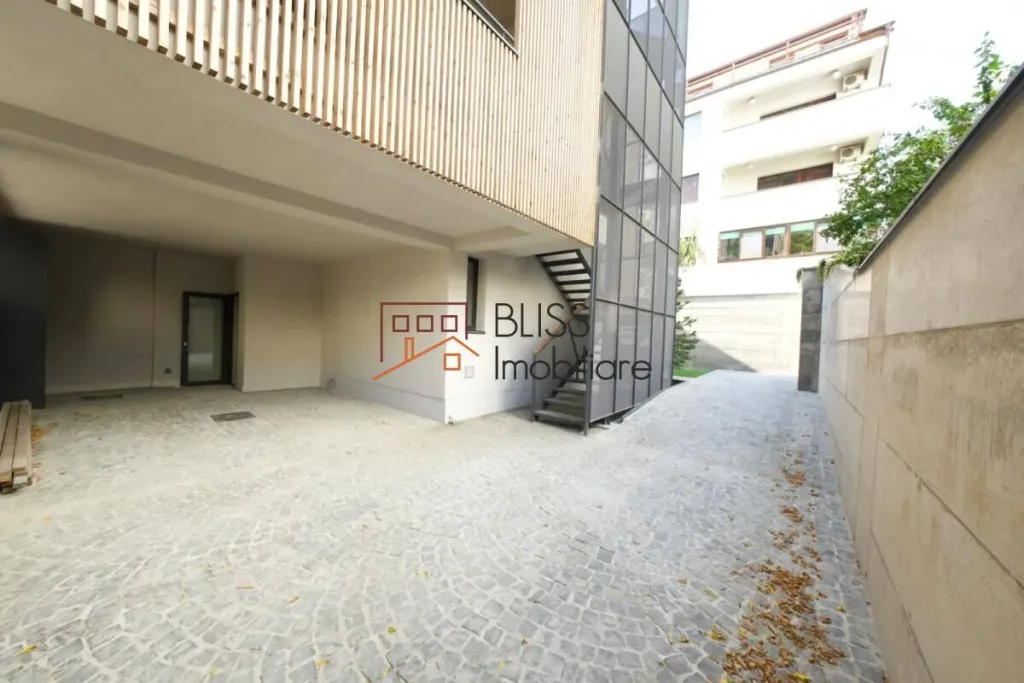 Duplex 4 camere, Curte proprie - pemarket.ro